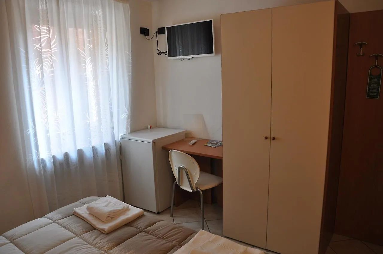 Hotel Borgo Piccolo Cavaion Veronese 0*,