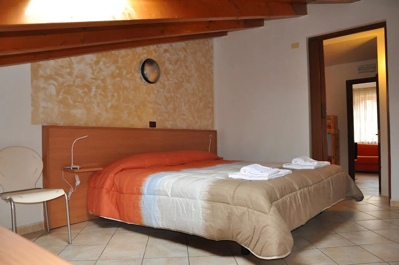 Hotel Borgo Piccolo Cavaion Veronese 0*,  Italien